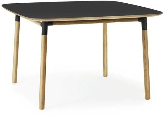 Normann Copenhagen Form Mesa de Jantar 120 x 120 cm Preto/Carvalho